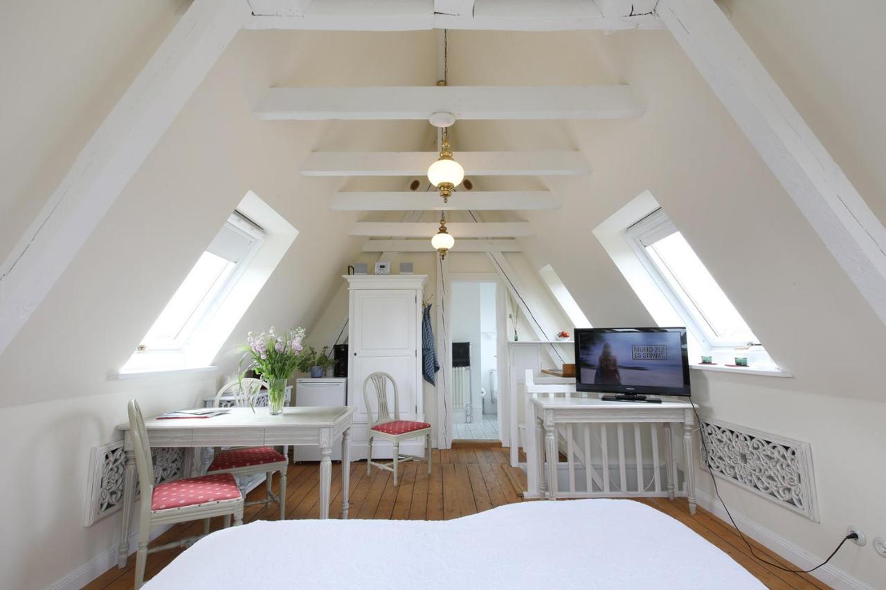 Ferienwohnung Kiek Ut Hörnum Exteriör bild